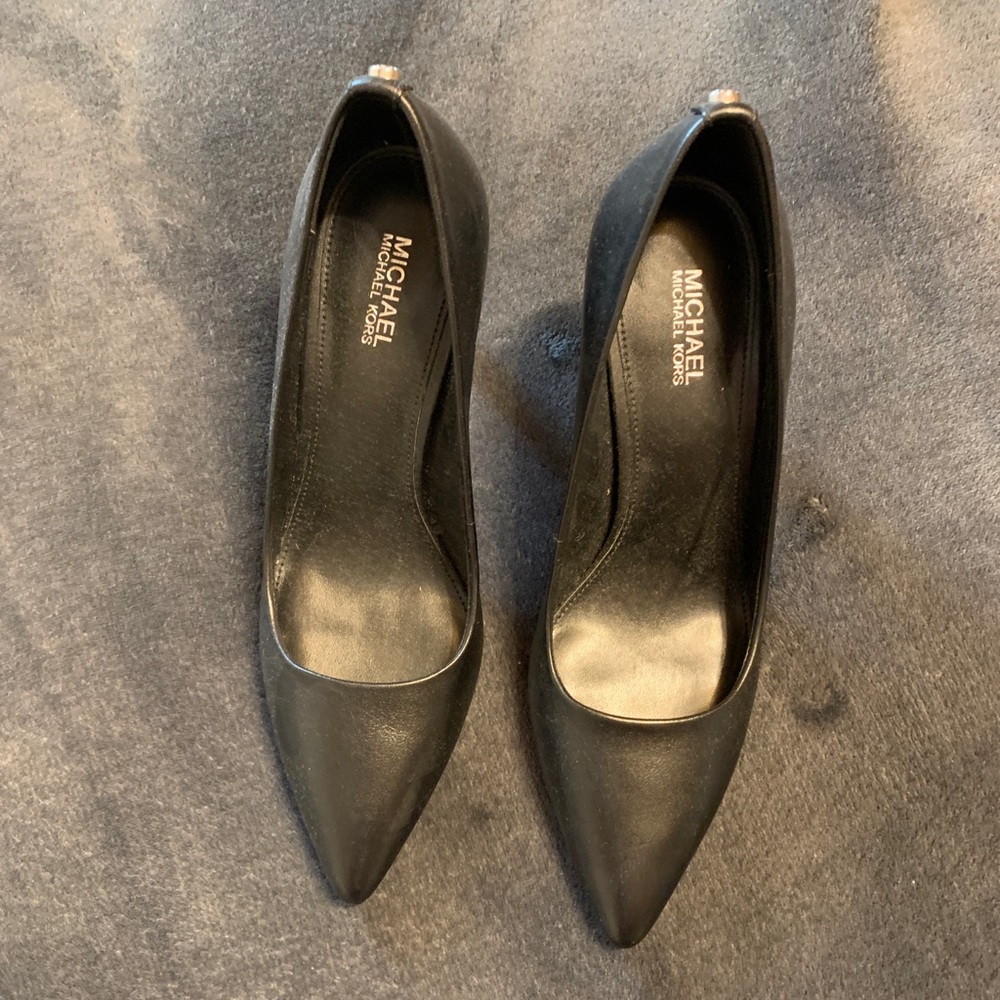 Micheal Kors pumps
